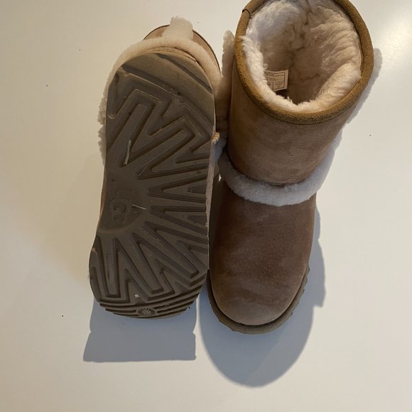 Ugg - Girls K Hadley II Boot - Chestnut - US 4 - Worn and waterproofed - Picture 3 of 5